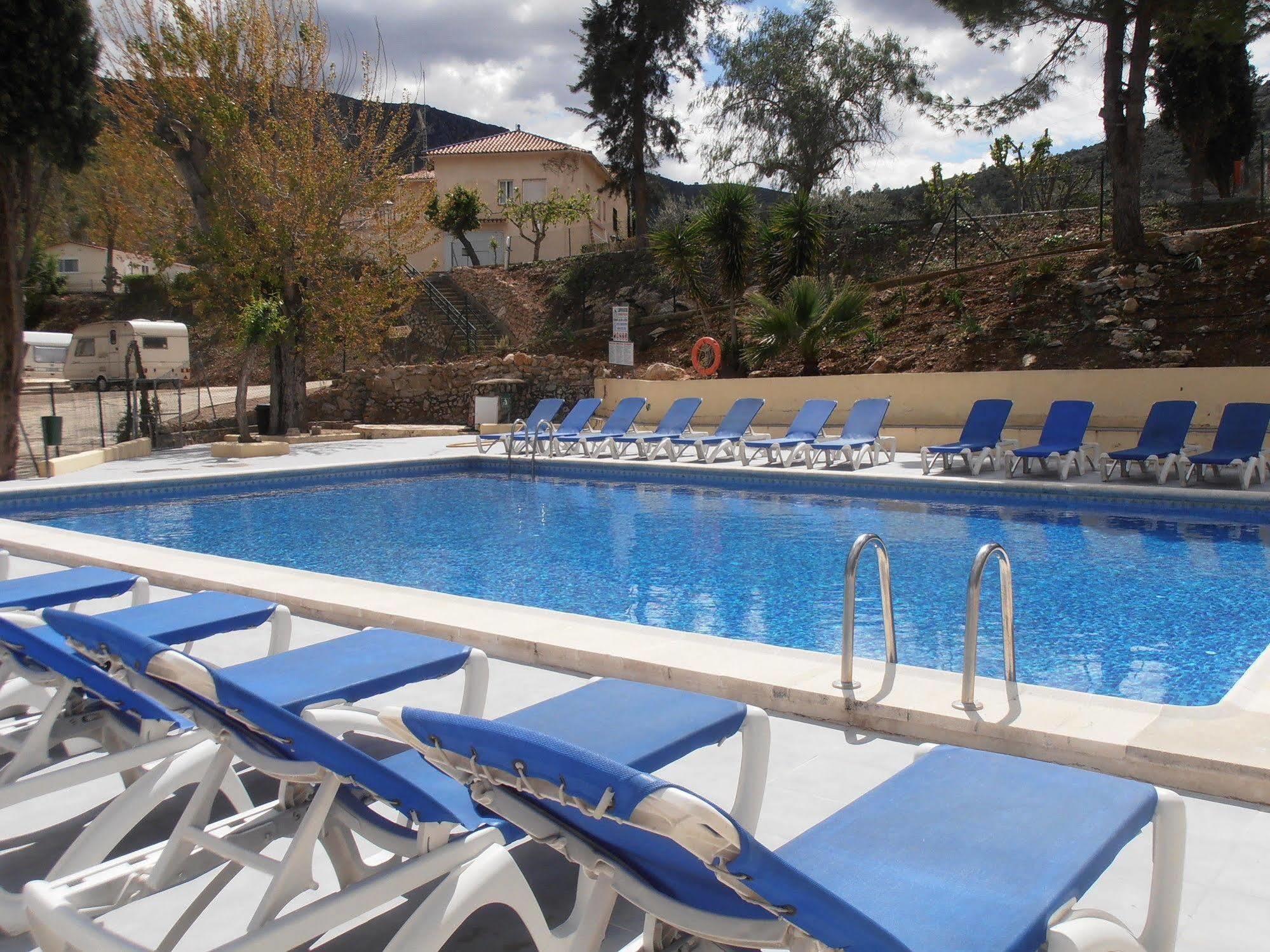 Oasis Country Park Hotel Rugat Luaran gambar